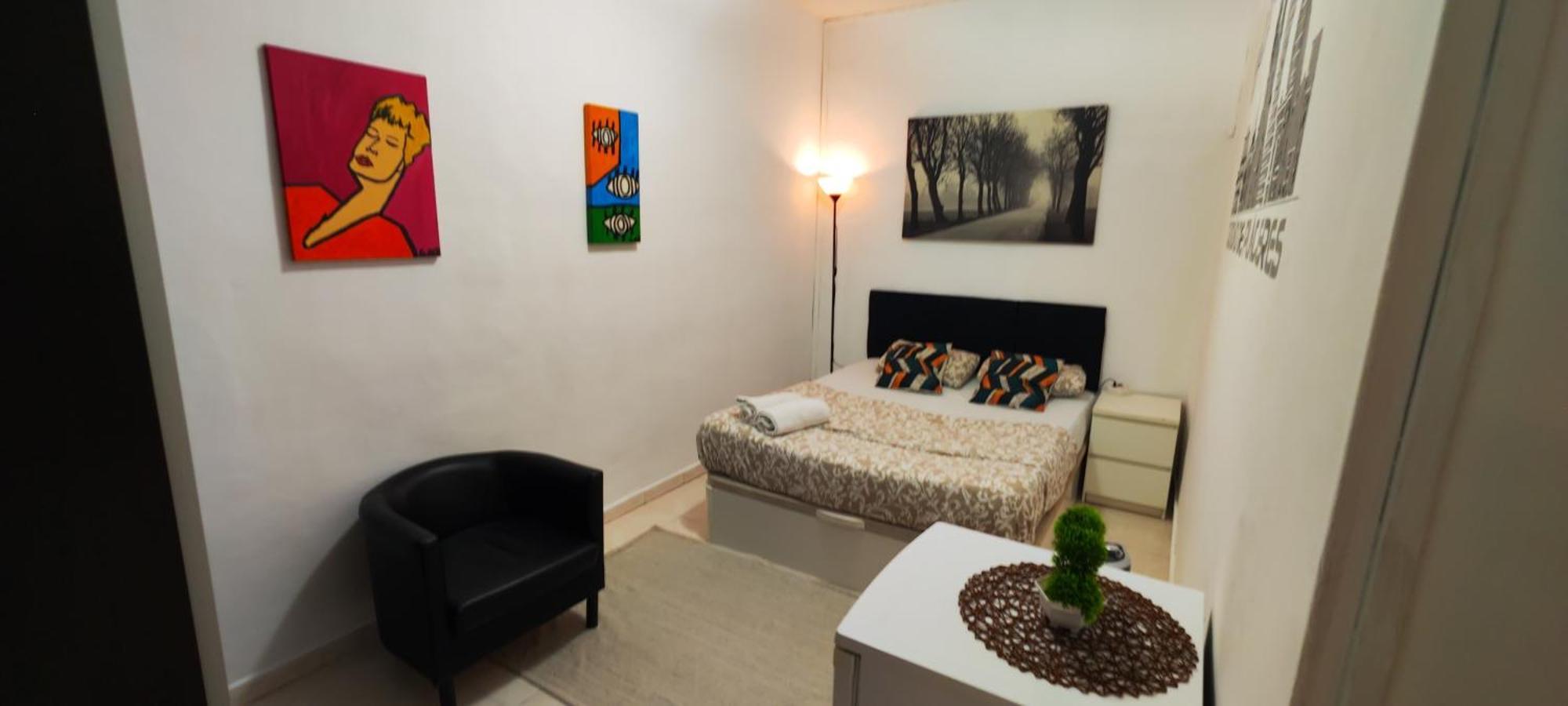 Habitacion En Centro De Barcelona Hotel Luaran gambar